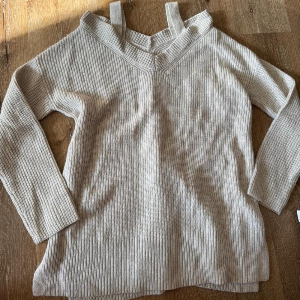 All‎ Saints off the shoulder Wool Cashmere Blend Dasha V-Neck Cream Sweater Sz S